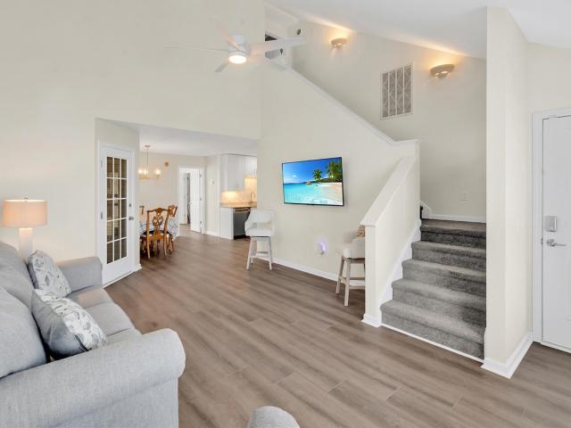 544 Mallard Ln
