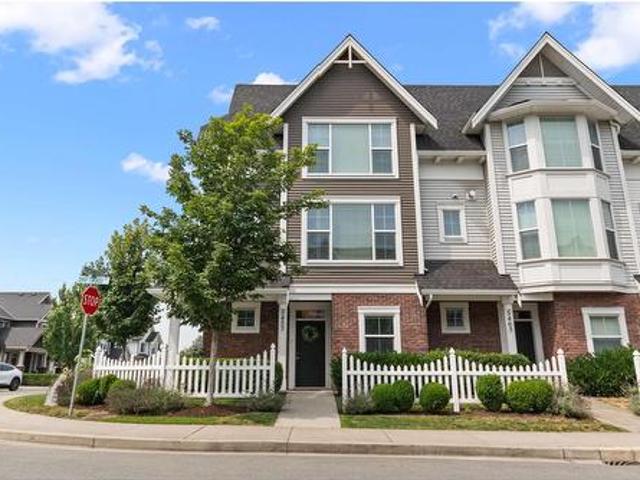 5457 Driftwood Street, Chilliwack, BC, V2R 6A3 house for sale | Listing ID R3148 | Royal LePage
