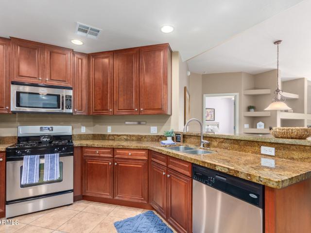 5450 e deer valley drive # 1199