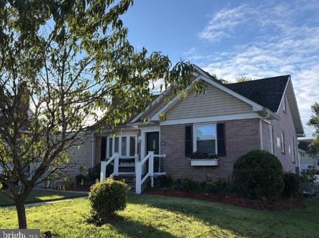 545 Forest View Rd, Linthicum Heights, MD 21090