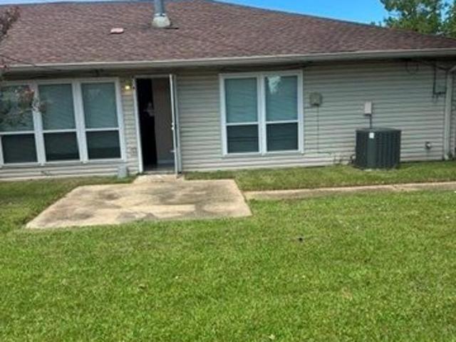 545 Heritage Cv, Laplace, LA 70068