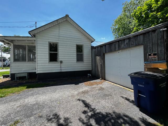 545 N Division Street