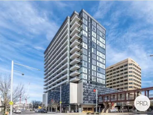 5/45 West Row, CITY Apartment for rent Listed by Anissa Wong.