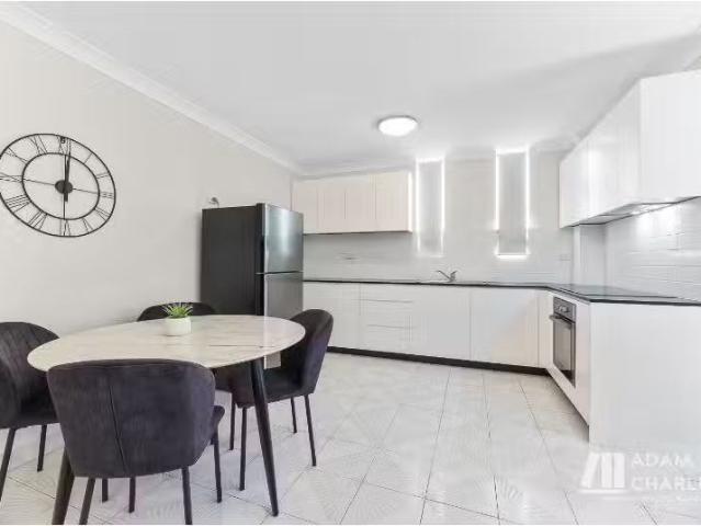54/65 Myrtle Street, CHIPPENDALE Apartment for rent Listed by.