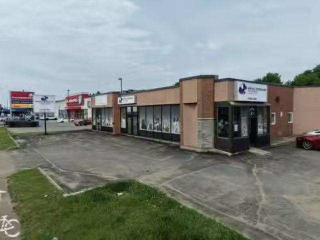 5460 5480 Boul. Jean Xxiii, Trois Rivières, QC, G8Z 4A9 co.