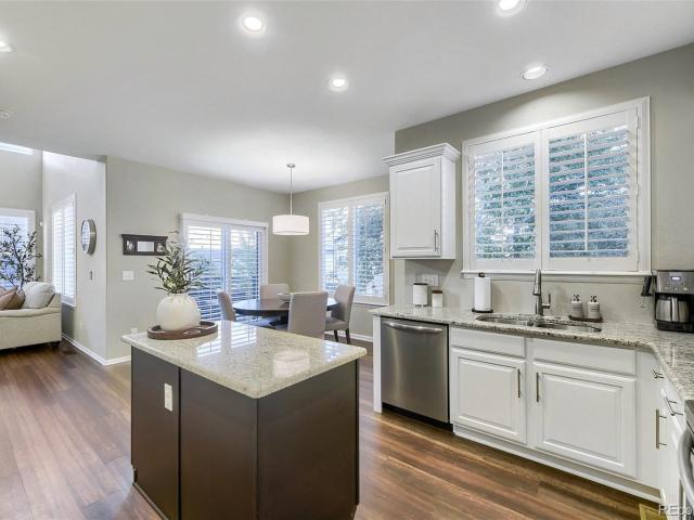 5462 Fullerton Circle