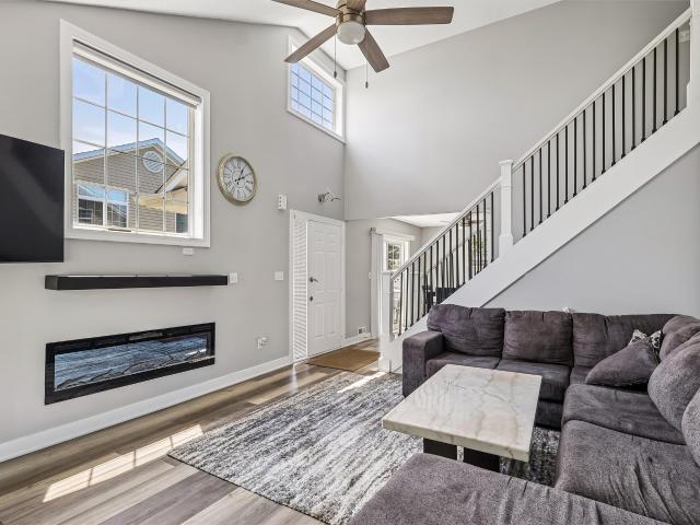 5462 Longview Court 1
