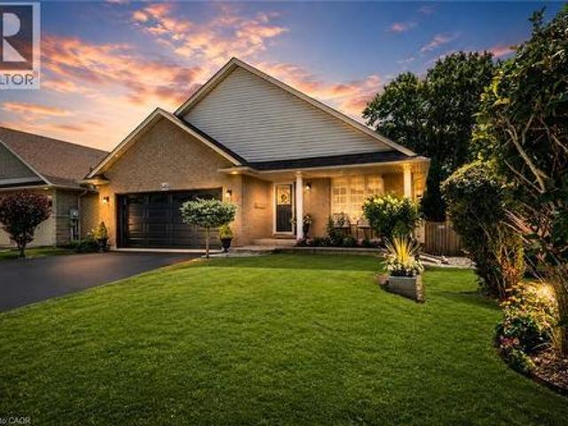546 Jerseyville Road W, Hamilton, ON, L9G 3L5 house for sale | Listing ID 40858 | Royal LePage