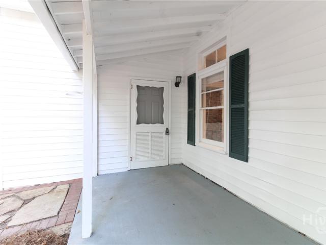 546 Pulaski Street