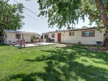 546 W Third