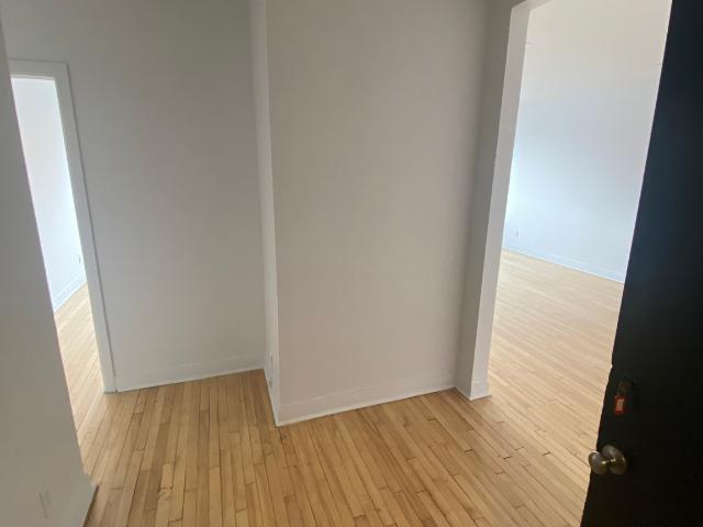 5475 Westminster 405 Apartment for Rent