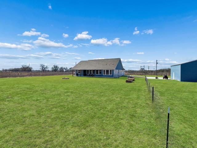 5476 County Road 427, Stockdale, US, TX