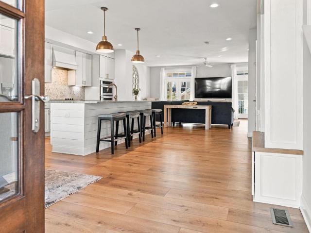 5477 Golf Dr