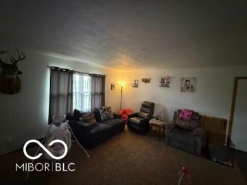 5470 N Base Road