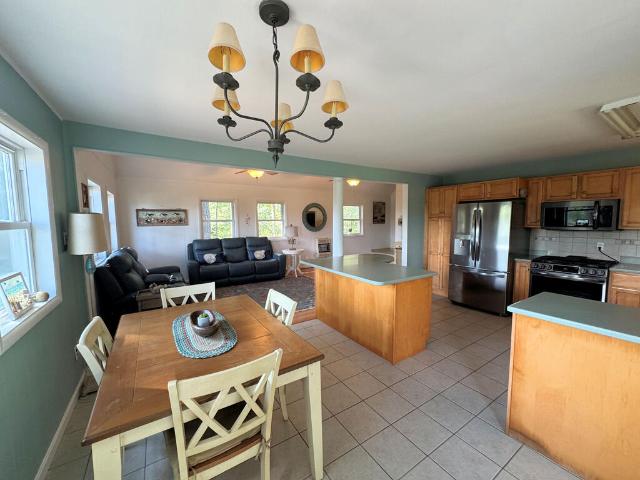 5471 Oak Dr