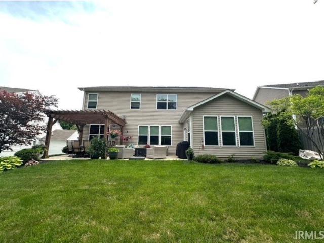 5472 W Hoge Drive