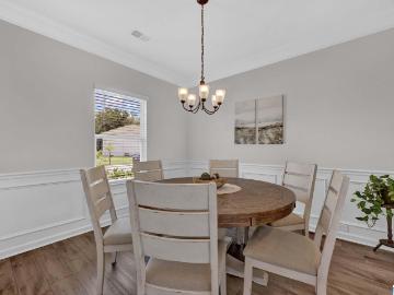 547 Bridlewood Circle