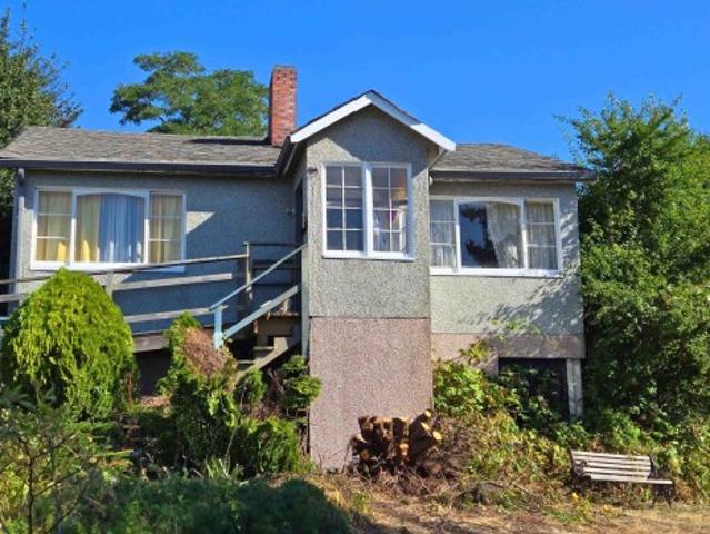 547 Fletcher Road N, Gibsons, BC, V0N 1V0 house for sale | Listing ID R3084 | Royal LePage