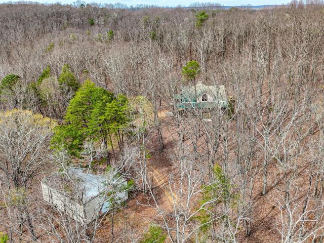 547 Hughes Road SE