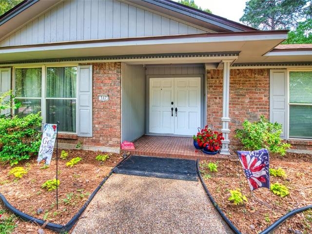 547 N Marlborough Circle