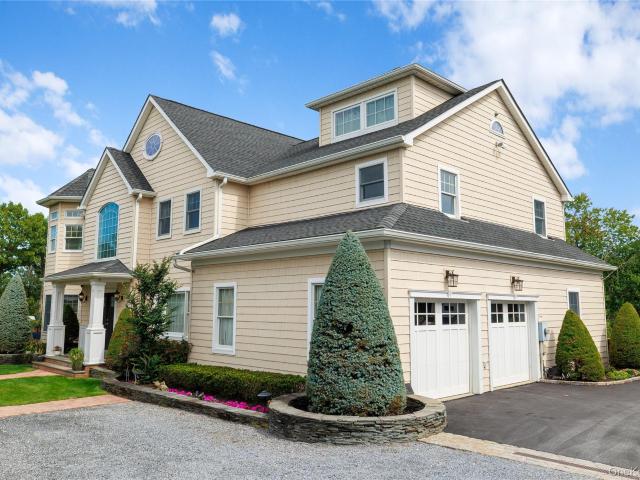 547 Shore Drive
