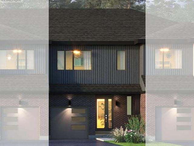 547 Roundhouse Crescent, Ottawa, ON, K2S 1K4 house for sale | Listing ID X13743 | Royal LePage