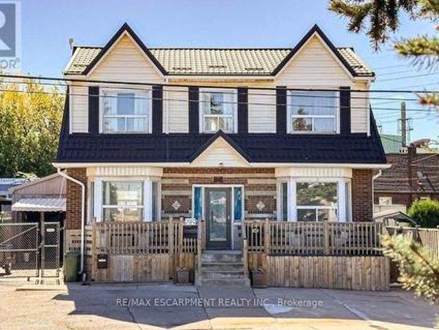 548 Beach Road, Hamilton, ON, L8H 3K9 house for sale | Listing ID X13869 | Royal LePage