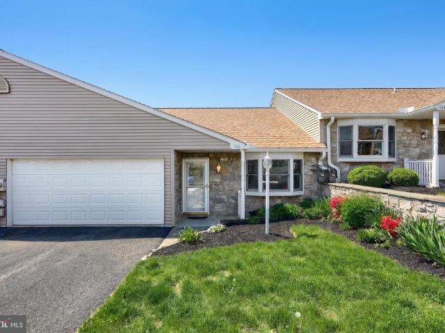 548 Buckthorn Drive # 16