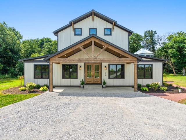 548 E 1400 S, Kouts, IN 46347 | MLS #819999