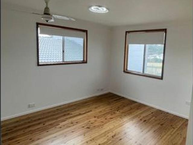 548 The Entrance Road, Bateau Bay 4 bed house