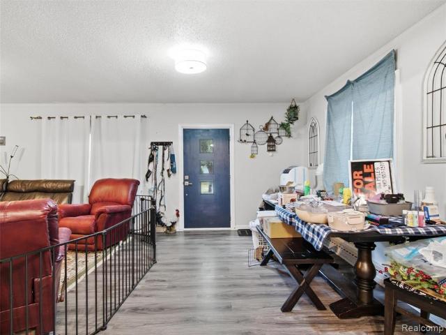 5495 Savoy Drive