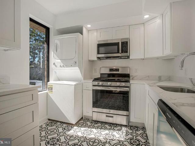 5490 Cedar Lane # C3