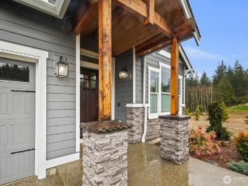 5492 Skyfall Pl NW, Bremerton, WA 98312 | MLS #2483