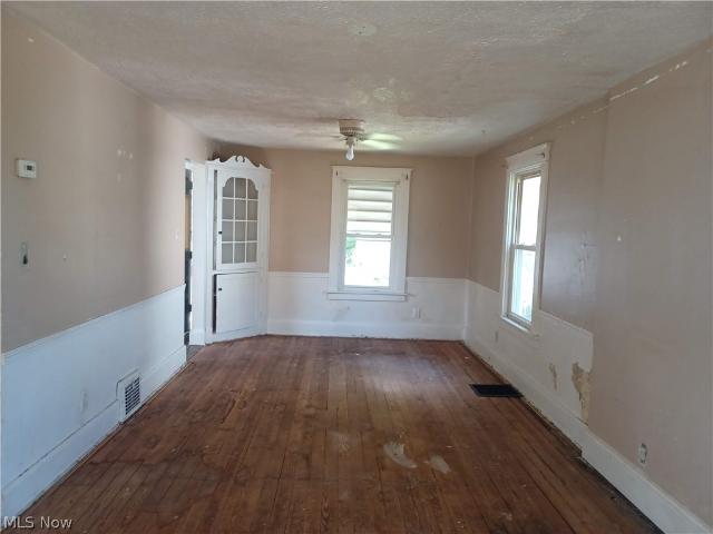 549 6th Street