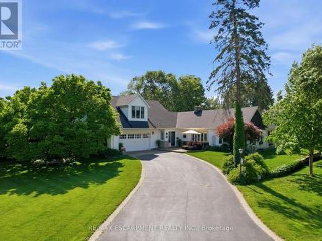 549 Ann Avenue, Burlington, ON, L7T 2S7 house for sale | Listing ID W13447 | Royal LePage