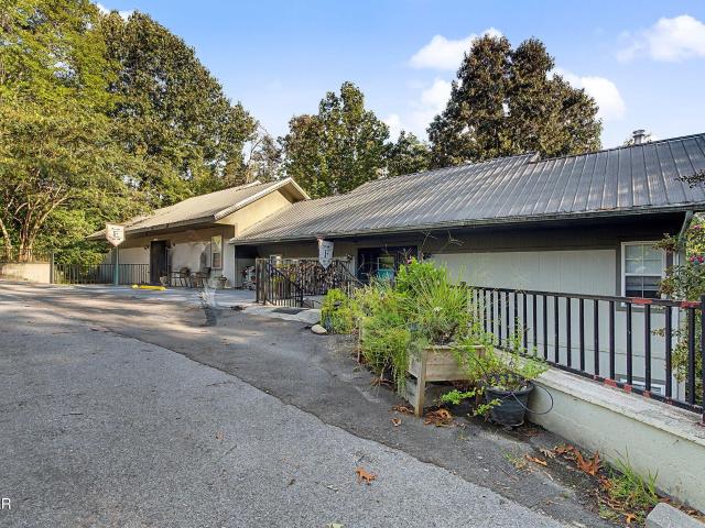 549 Johnson Lane # S1,2
