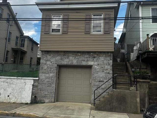 549 N 2Nd Street