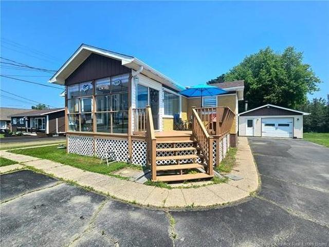 549 Principale, Petit Rocher, NB, E8J 1J7 house for sale | Listing ID NB143622 | Royal LePage