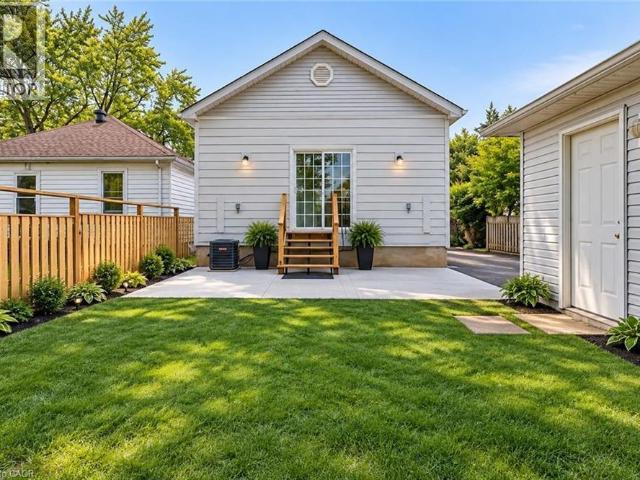 549 WATERLOO Street Unit# Upper, Hamilton, Ontario, L8H6V6
