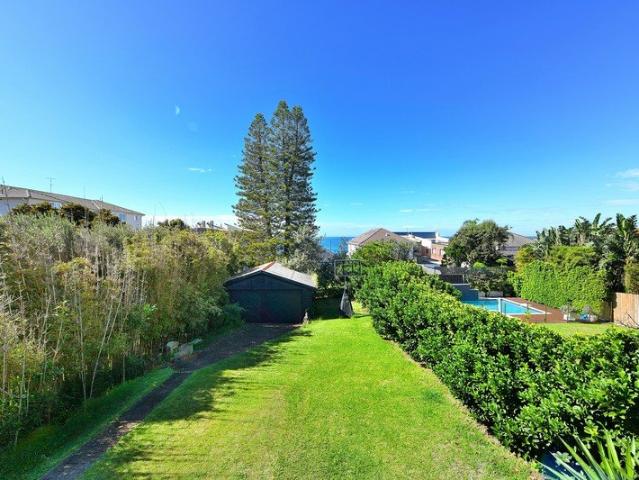 549sqm Coastal Bungalow with Ocean Outlook & Future Potential