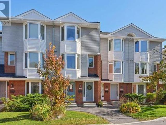 54 109 Haxby Private, Ottawa, ON, K1T 3C3 townhouse for sale | Listing ID X14105 | Royal LePage