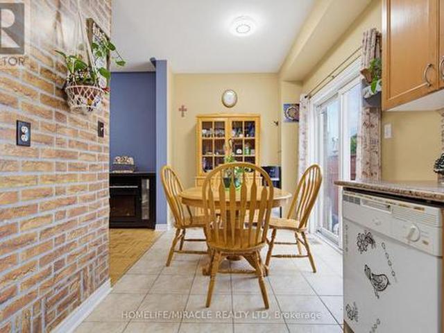 54 169 Tom Taylor Crescent, Newmarket, ON, L3X 3E9 house for sale | Listing ID N13806 | Royal LePage