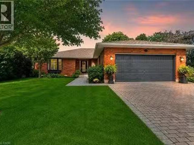 54 The Promenade Street, Niagara On The Lake, ON, L0S 1J0 ho.
