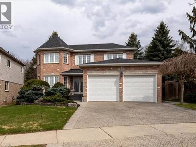 54 Woodcrest Court, Kitchener, ON, N2P 2K2 house for sale | Listing ID 40819 | Royal LePage