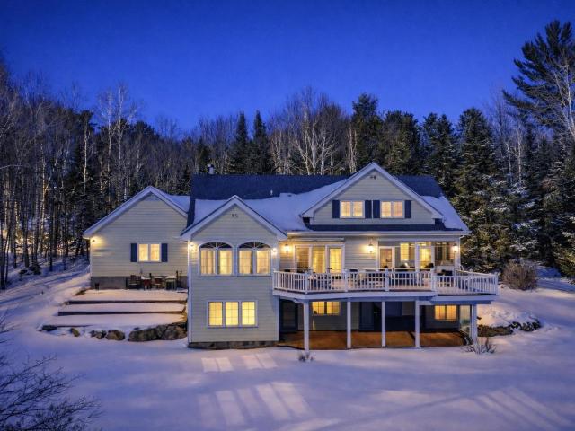 54 Woodbine Lane
