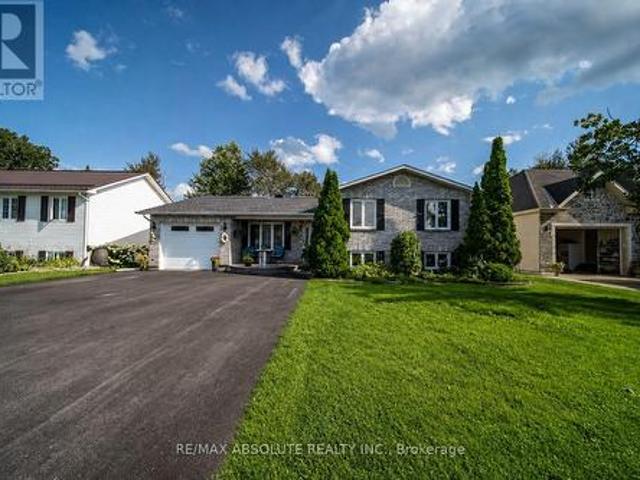54 Albert Street, Russell, ON, K0A 1W0 house for sale | Listing ID X13676 | Royal LePage