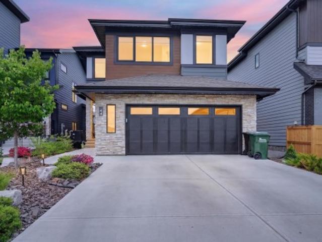 54 Amesbury Wynd, Sherwood Park, AB, T8B 0C2 house for sale | Listing ID E4493 | Royal LePage