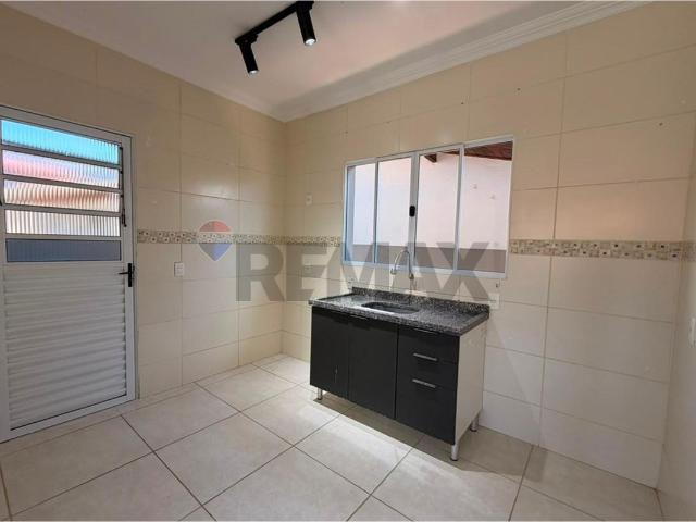 54 Área Útil Casa Alugar, 2 Dormitórios localizado em Jardim Primavera, Bragança Paulista, São Paulo, 12914130 | Brasil