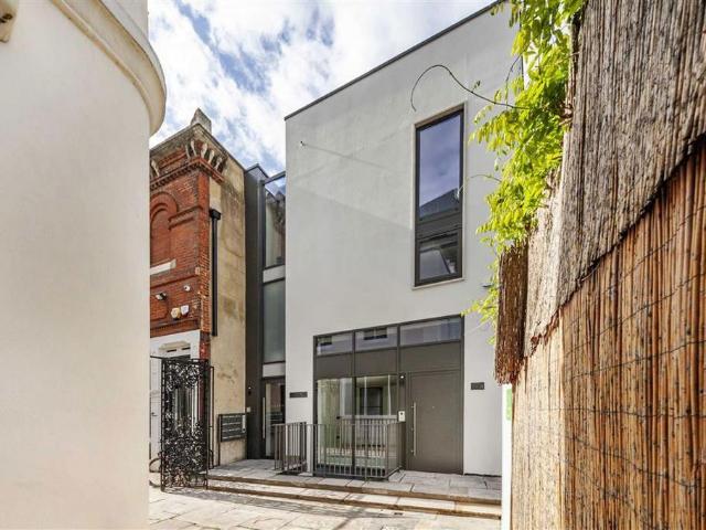 54 Borough High Street, Bankside, London, SE1 1XW, United Kingdom | 3 bed townhouse for rent #137557877 | Rentberry