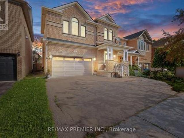 54 Blaydon Lane, Aurora, ON, L4G 7R1 house for sale | Listing ID N13772 | Royal LePage